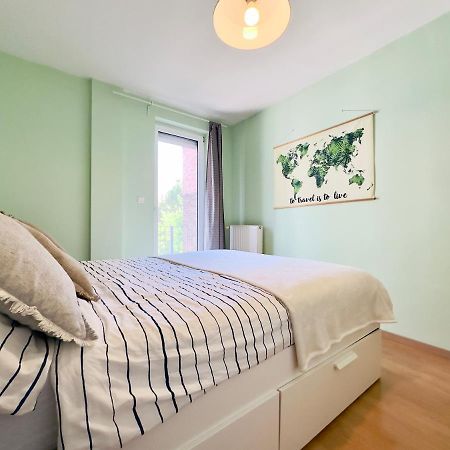 Corvin City Apartment - Free Parking- Boedapest Buitenkant foto
